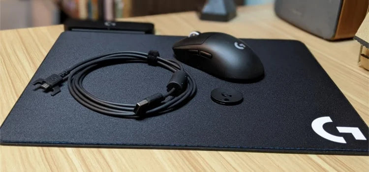 Logitech Powerplay 2 Review: mousepad que carga tu mouse