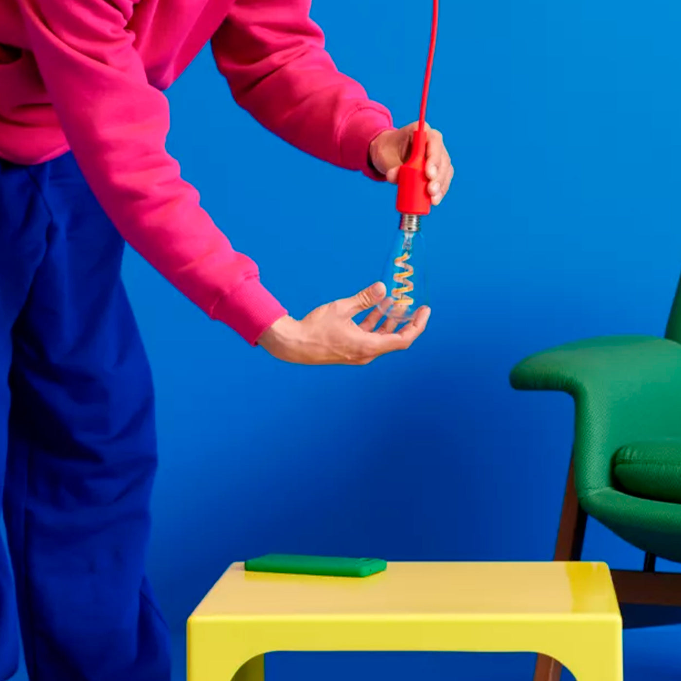 Foco Wizz WI-FI 40W ST64 E27 RGB CL 1PF/6 - Achorao