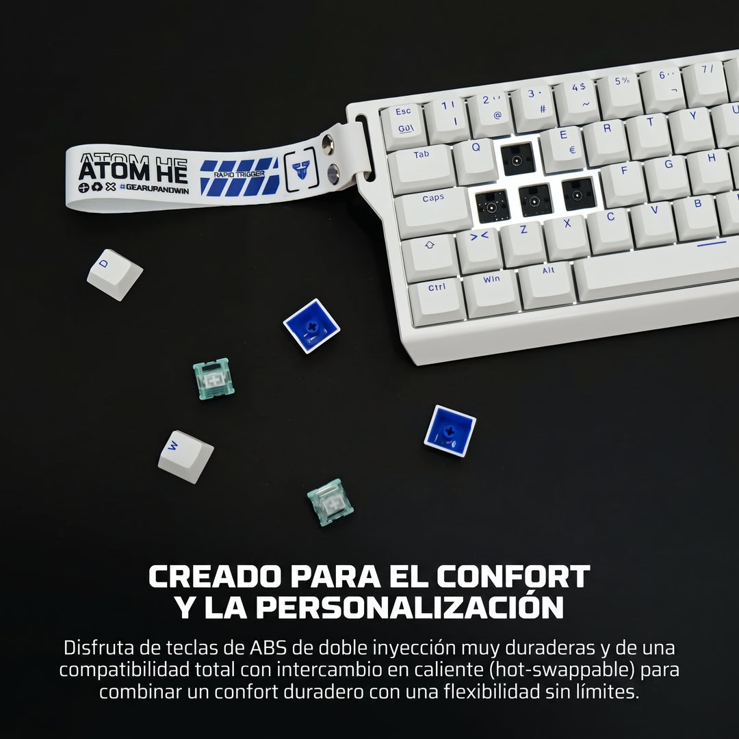 Teclado mecánico gamer Fantech ATOM HE68 MK811 cableado en español encendido con iluminación RGB