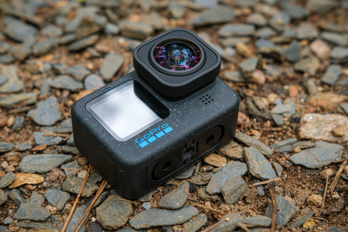 GoPro HERO 12 Black - Cámara de acción impermeable con video Ultra HD de 5.3K60, fotos de 27 MP, HDR, sensor de imagen de 1/1.9 pulgadas, transmisión en vivo, cámara web, estabilización