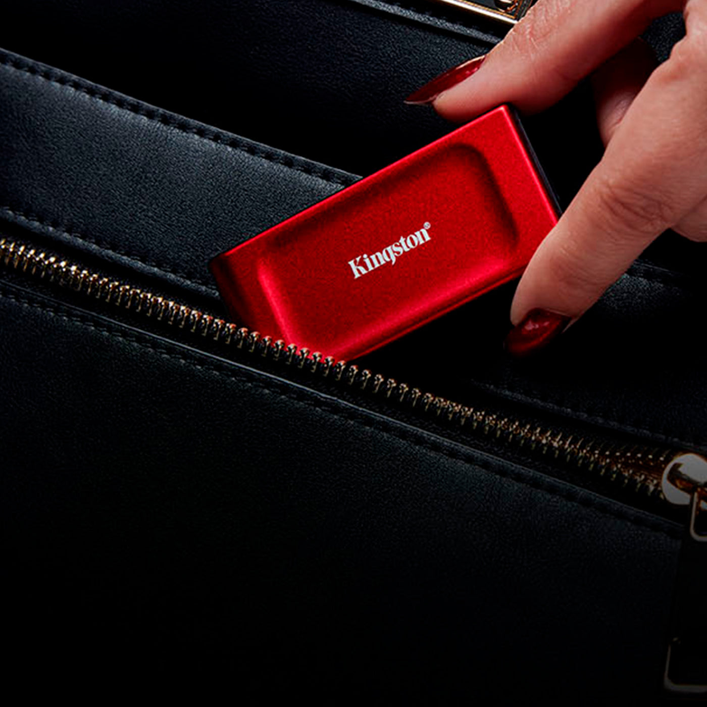 Unidad De Estado Sólido Externa Kingston XS1000, 1TB, USB 3.2Gen 2 Tipo-C RED - Achorao