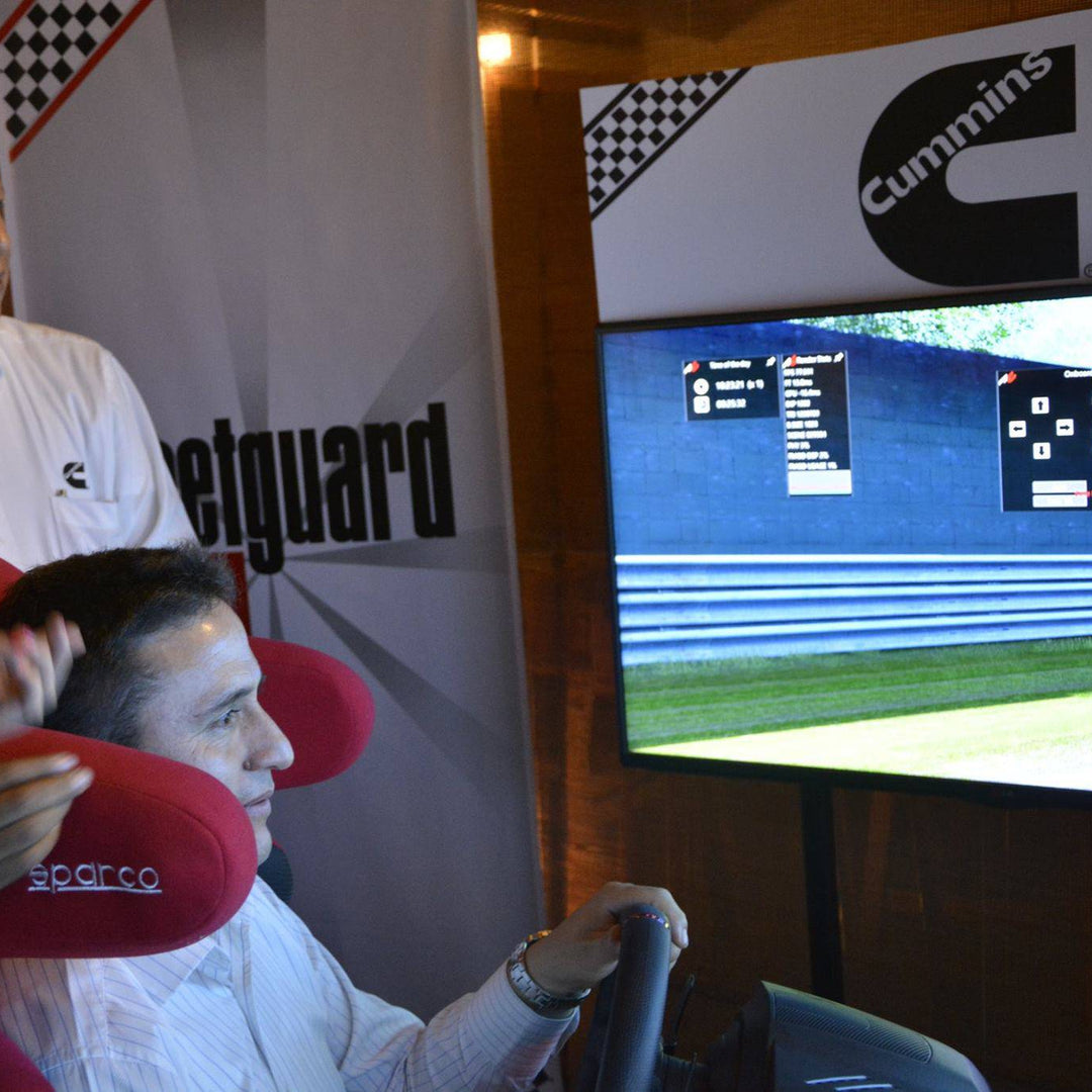 Alquiler Simulador de Carrera Eventos BTL 4 Horas - Achorao