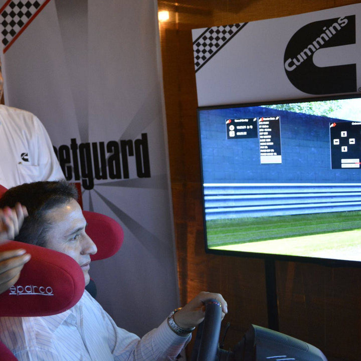 Alquiler Simulador de Carrera Eventos BTL 4 Horas - Achorao