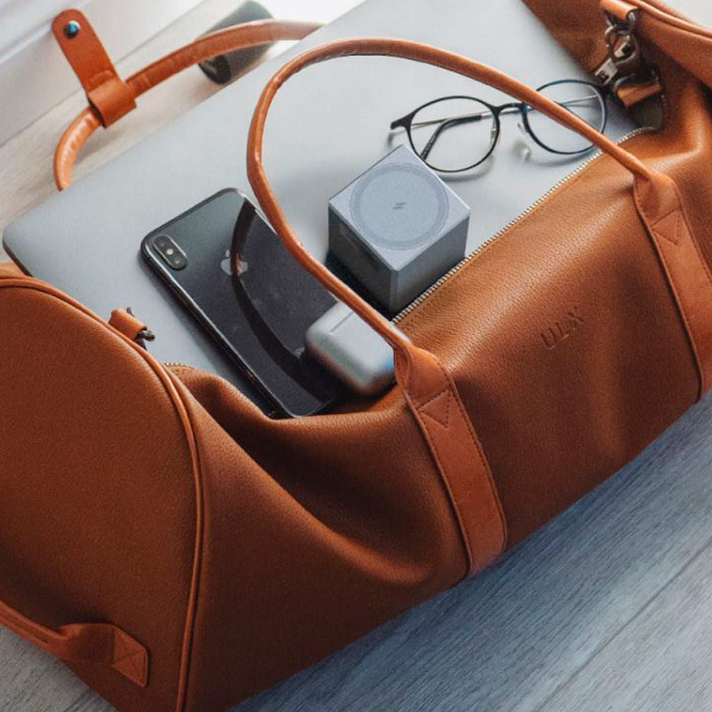 Estación de carga inalámbrica Anker MagGo  (3-en-1 Cubo) - Achorao