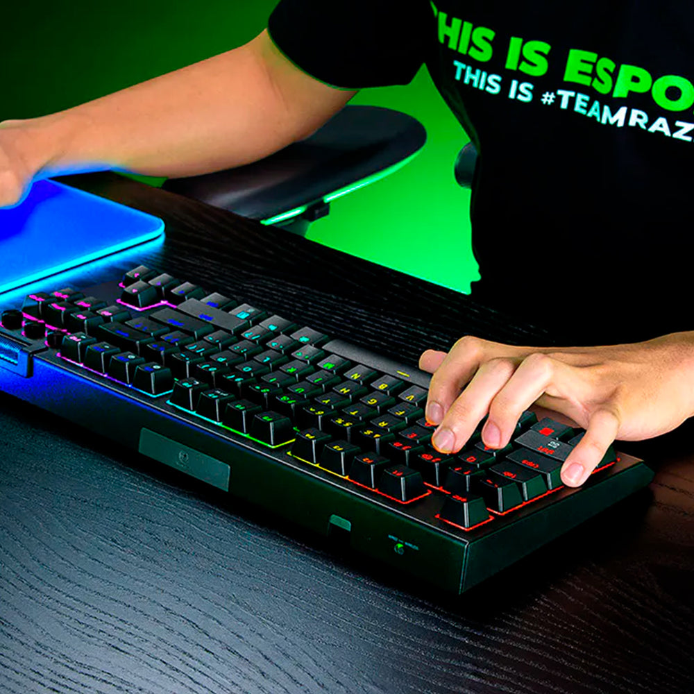 Teclado gamer mecánico Razer BlackWidow V4 TKL, inalámbrico HyperSpeed, switch Orange - Achorao