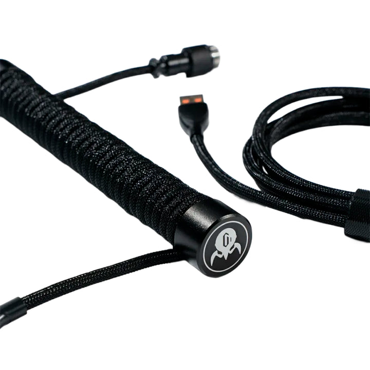 Cable USB-C GravaStar negro trenzado y enrollado con conector aviador para teclado mecánico