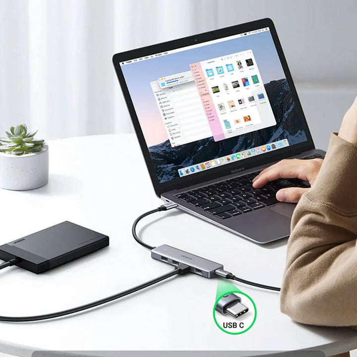 Hub USB 3.0 UGREEN de 4 puertos con fuente de alimentación USB-C CM219 - 70336