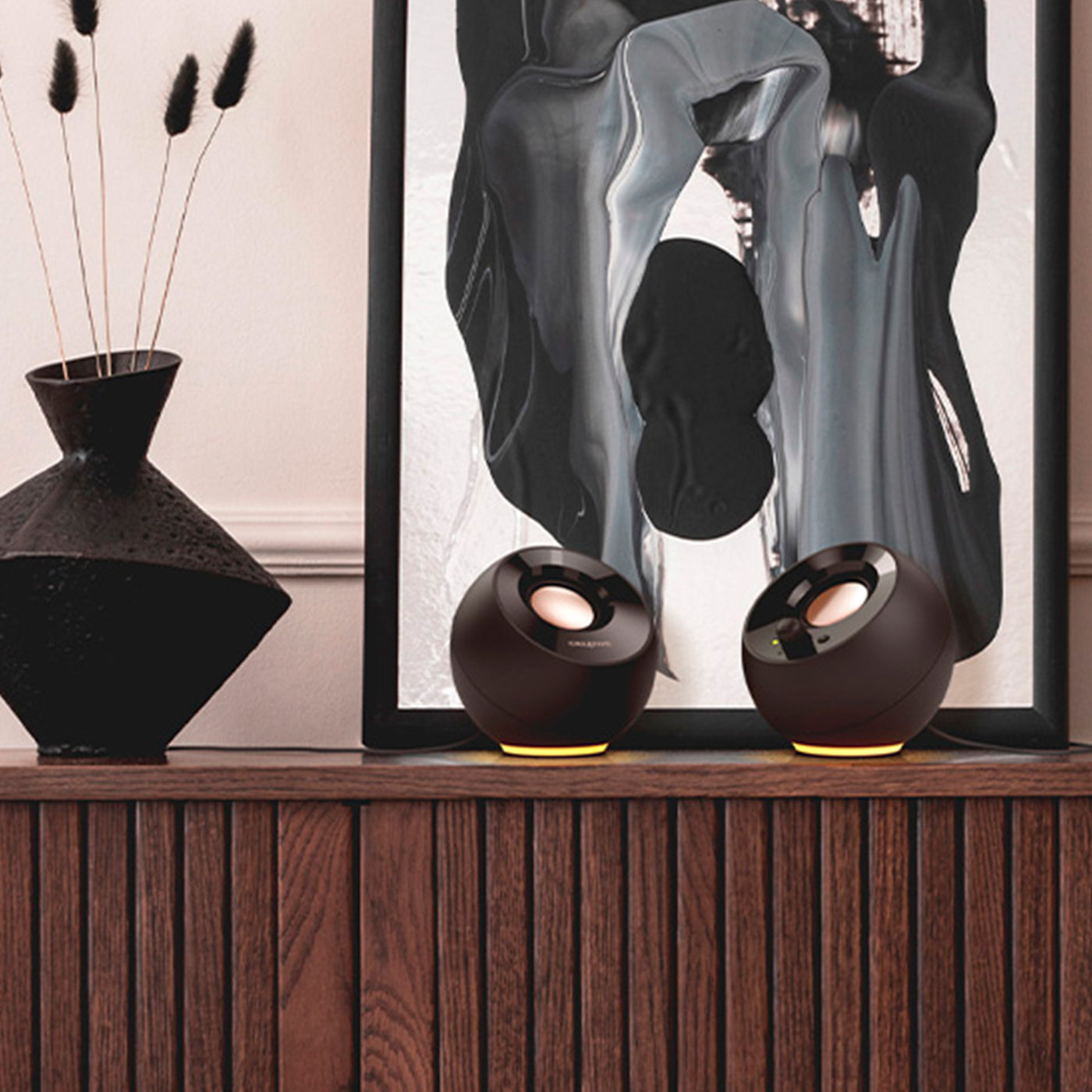 Parlante Creative Pebble SE RGB 2.0 4.4 W - Achorao