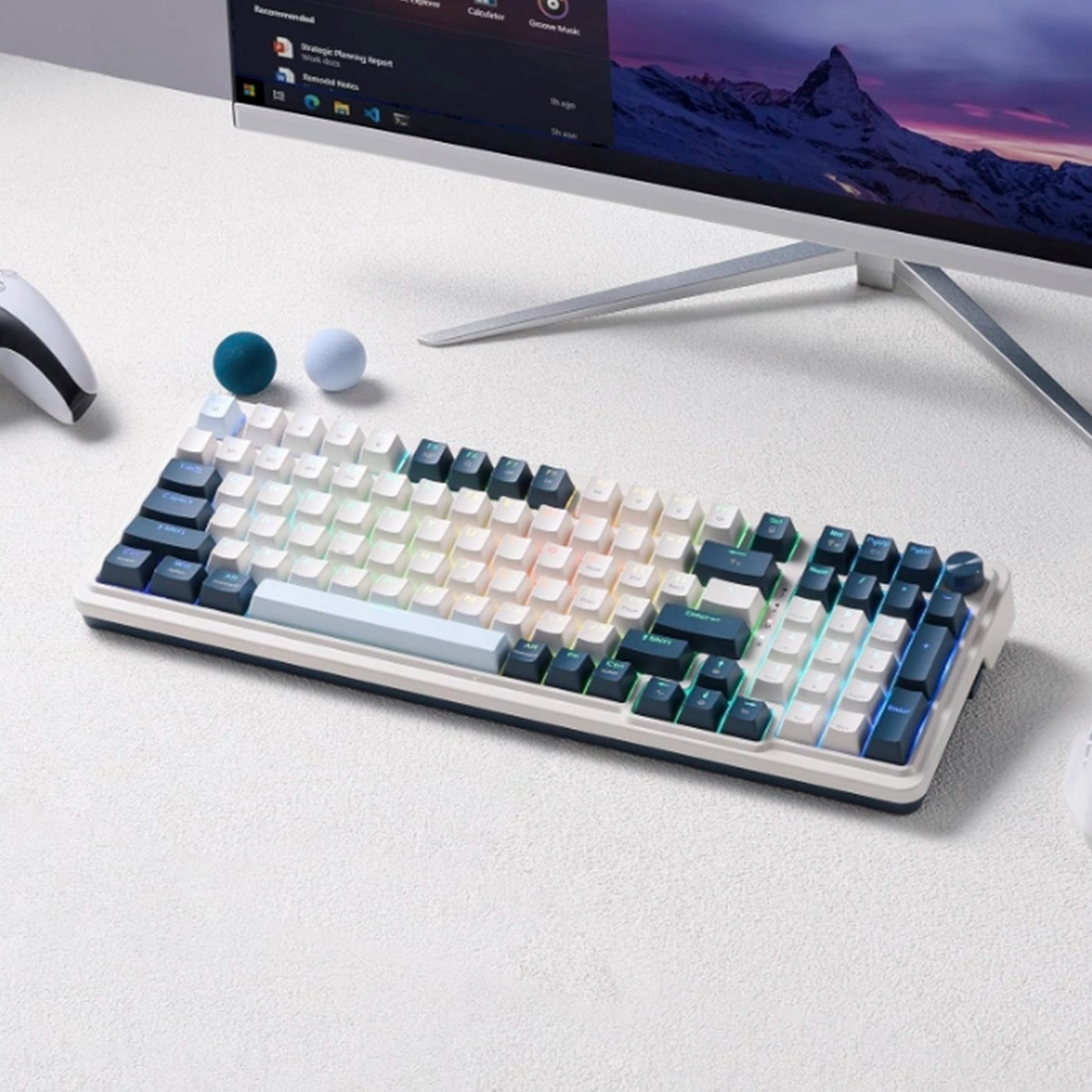 Teclado Gamer Redragon EISA K686-RGB-PRO Wireless White And Blue - Achorao
