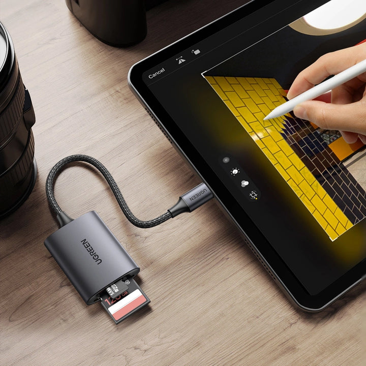 Lector de tarjetas SD/TF UGREEN USB-C a SD/TF Alu Case CM401