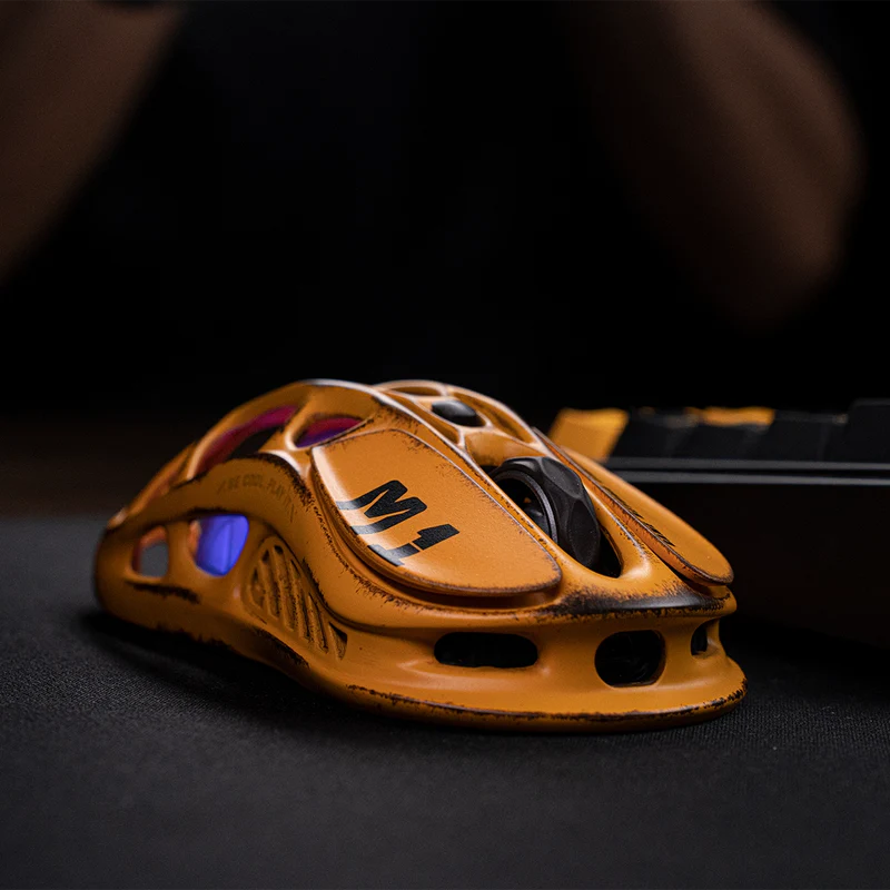 Mouse gamer GravaStar MERCURY M1 PRO Inalámbrico BATTLE WORN YELLOW (Sin Dongle)