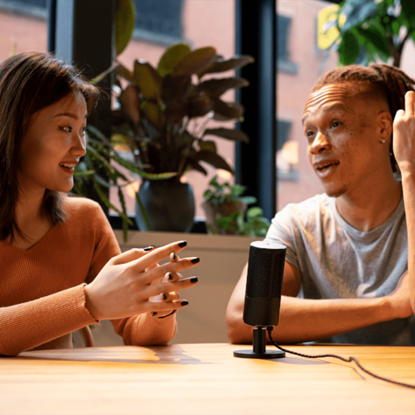 JBL Quantum Stream Micrófono USB premium doble para streaming, grabación y juegos - Achorao