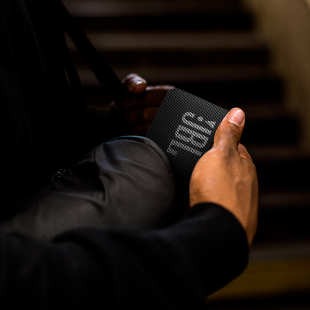 Parlante Bluetooth portátil JBL Go Essential 2 - Achorao