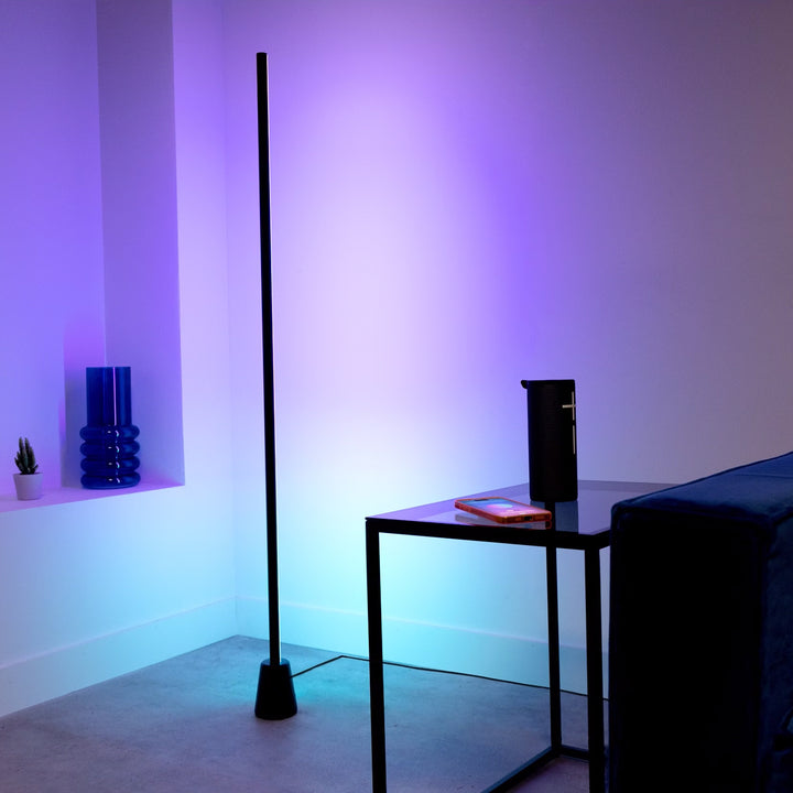 Lámpara de piso Wiz Bar 1.4m RGBIC EU - Achorao