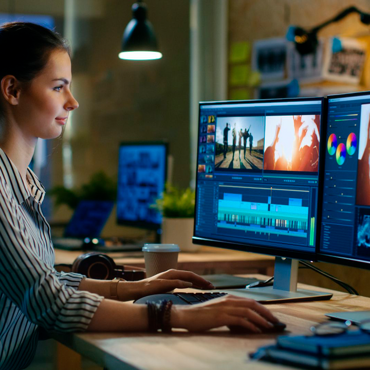 PC Master Designer Ryzen 7 9800X3D + RX 9070 XT 16GB + 32GB DDR5 + 2TB NVMe PCIe 4.0 - Achorao