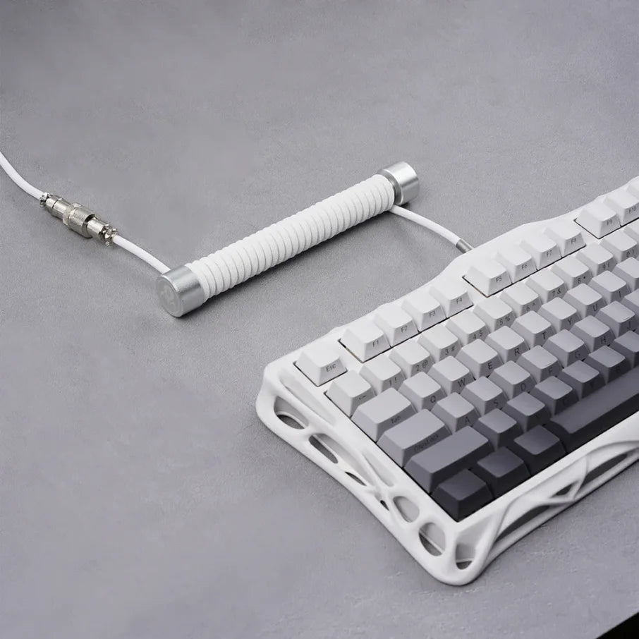 Cable USB-C GravaStar coiled aviator trenzado para teclado mecánico паалийәт
