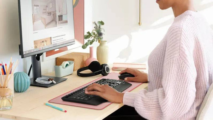 Teclado & Mouse Inalámbricos MK345 Confort  Plug and Play - Achorao