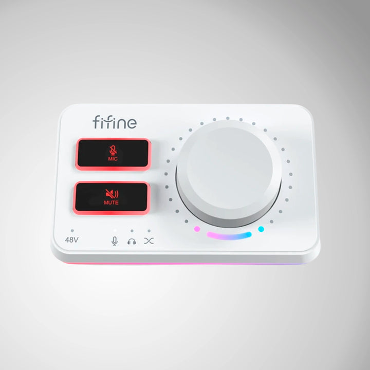 Mezcladora de audio Fifine AmpliGame SC9 con interfaz XLR y luces RGB, vista frontal blanca