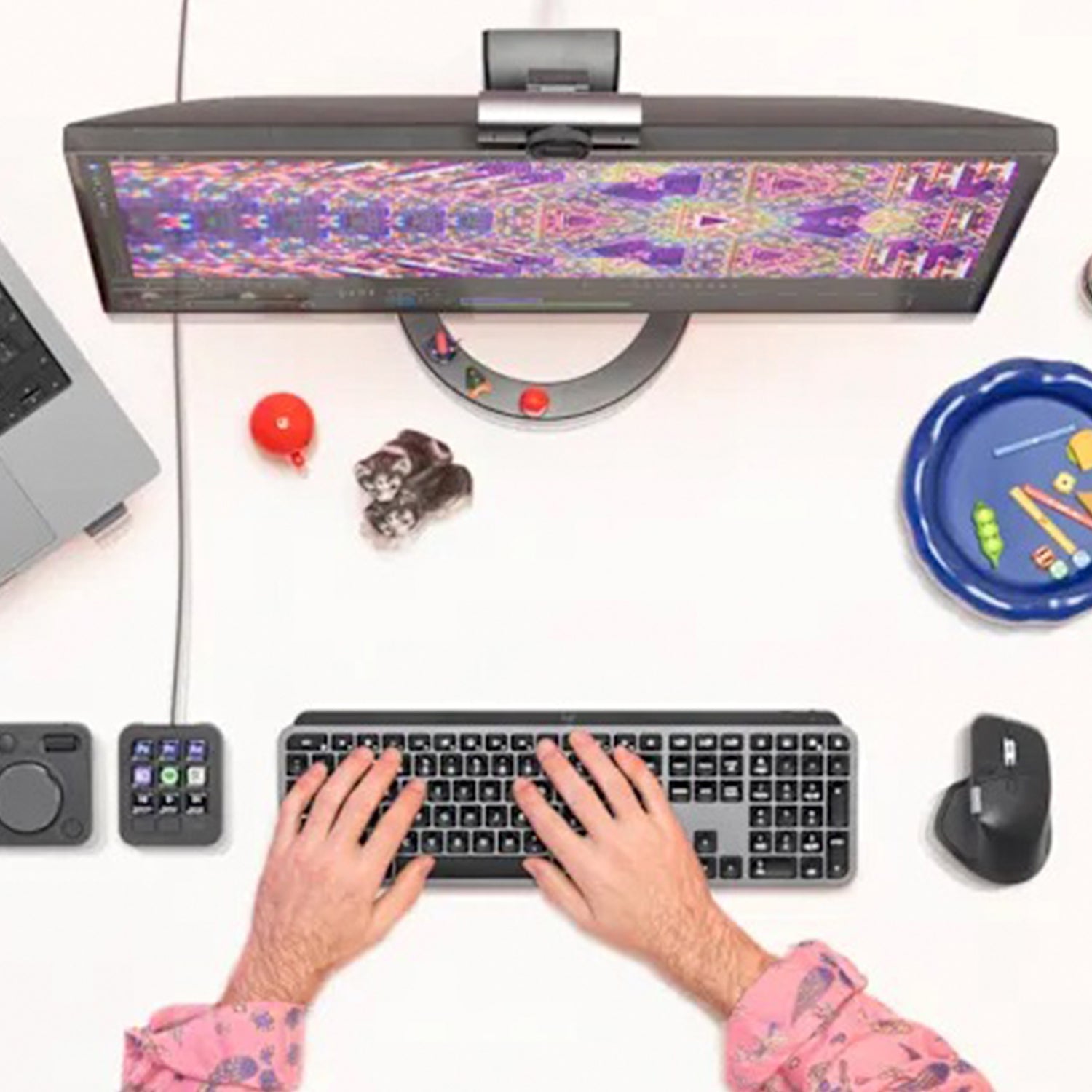 Ratón inalámbrico Logitech MX Master 4 para oficina con receptor y conexión Bluetooth, diseño ergonómico y avanzado.