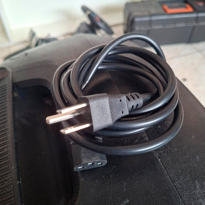 Parlante 15" Activo Portátil con Bluetooth y Ecualizador (Ideal para eventos/reuniones) DEMO