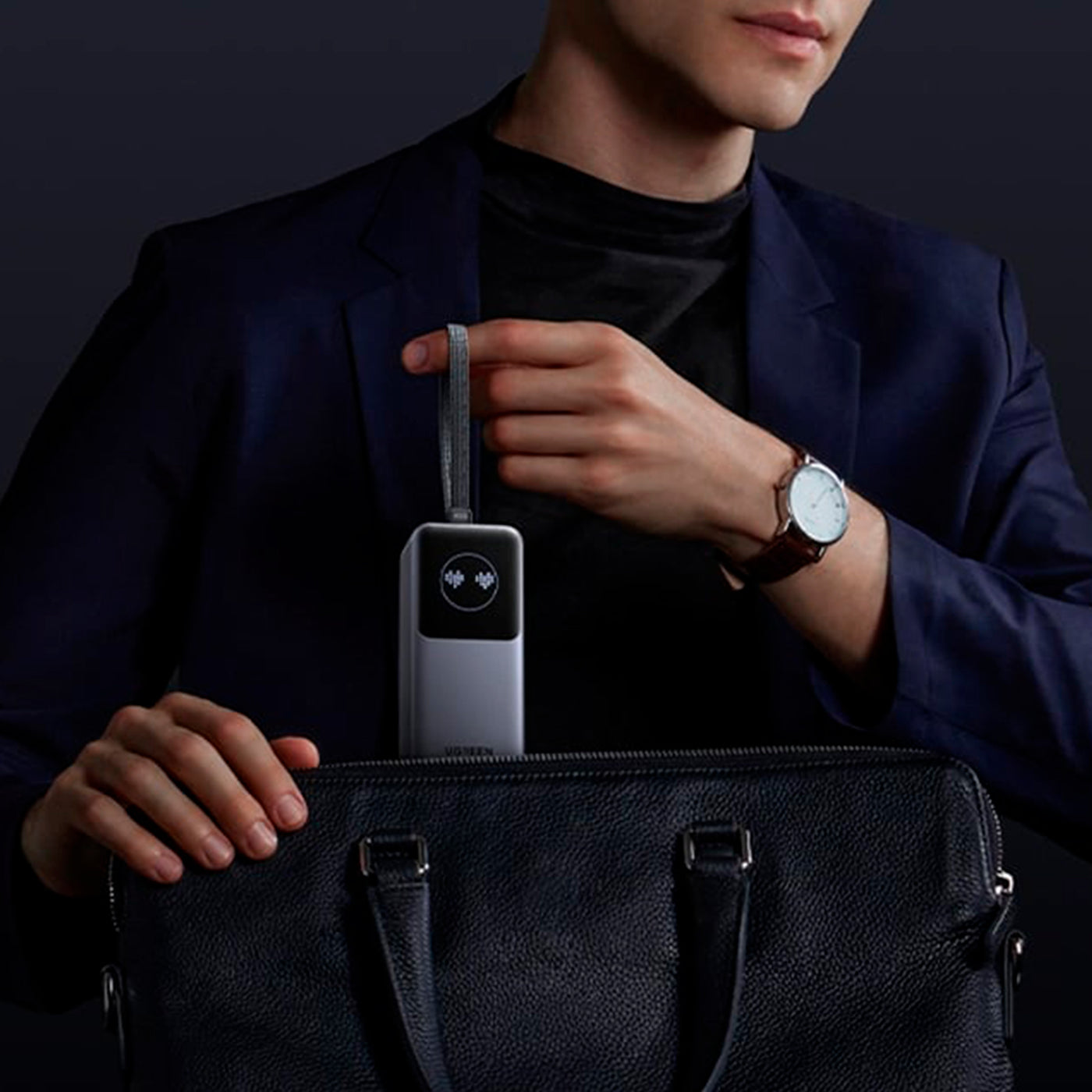 Batería Externa UGREEN de 130 W con cable integrado PB723 - Achorao