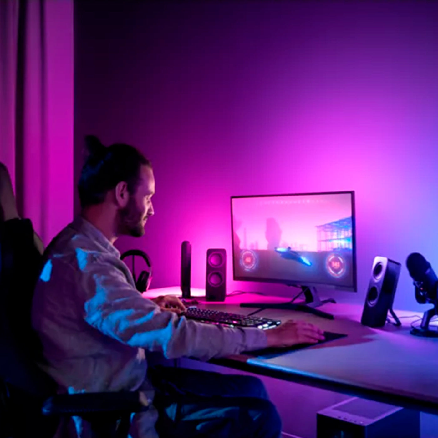 Tira de luz led Phillips Hue Play Gradient Lightstrip para PC - Achorao