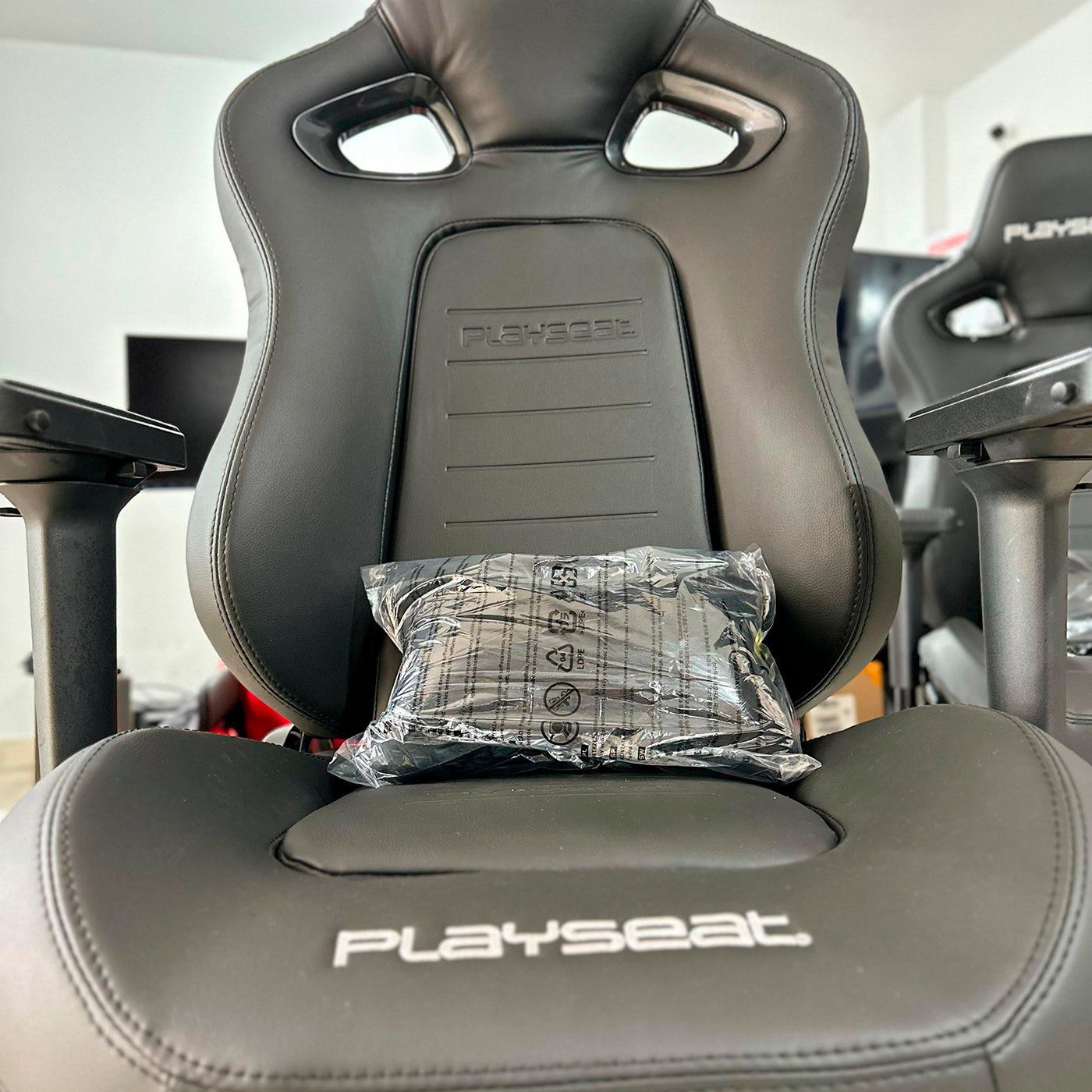 Silla Gamer Híbrida Playseat x Corsair (Edición Personalizada) - Achorao