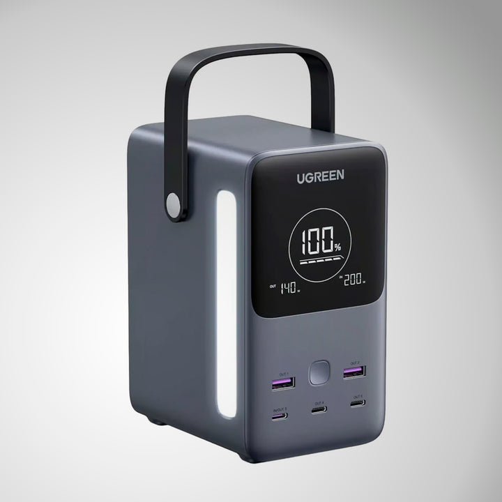 Powerbank UGREEN 48000mAh 300W con pantalla digital, Fast Charging PB770