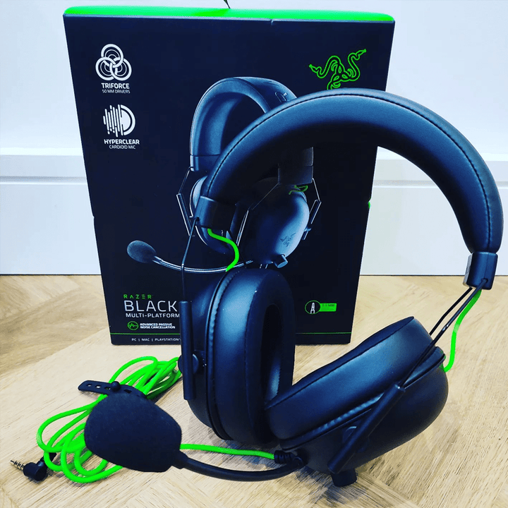 Audifonos Razer Blackshark V2 + USB SOUND CARD - Achorao