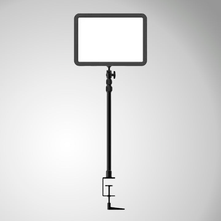 PARANTE DE LUZ RAZER KEY LIGHT 2800 LUMENS CHROMA BLACK - Achorao