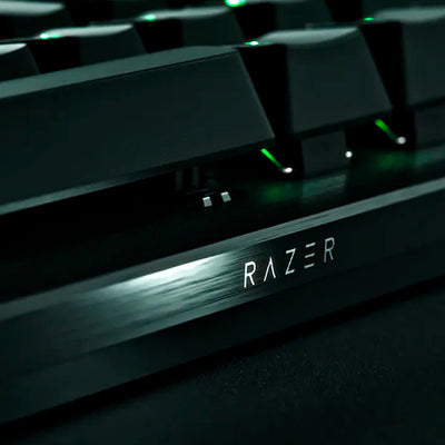Teclado gamer Razer Huntsman V3 Pro Analog Switch Optical US Chroma Black - Achorao