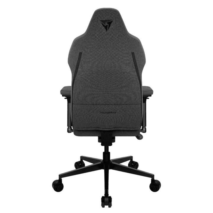Silla gamer ThunderX3 CORE SMART en color negro, con diseño ergonómico y soporte lumbar para gaming cómodo y profesional.